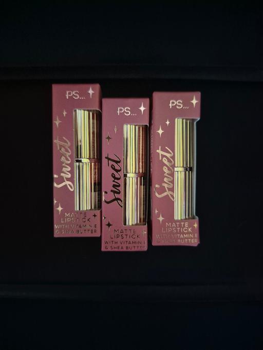  — new Sweet Matte Lipstick £1 EACH