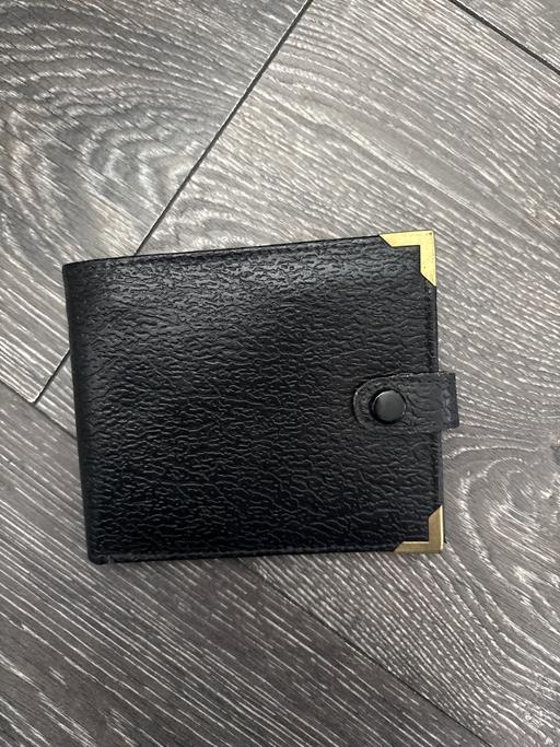  — Men’s wallet new