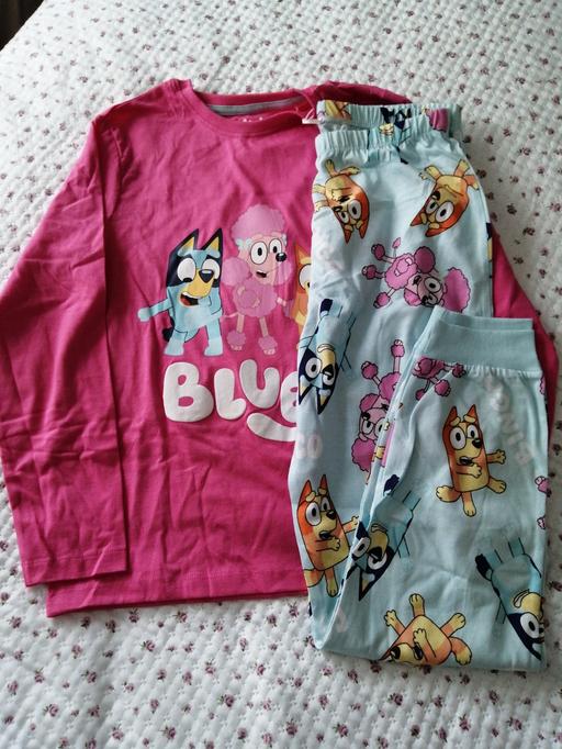  — Girls Pj's size *9/10*yrs