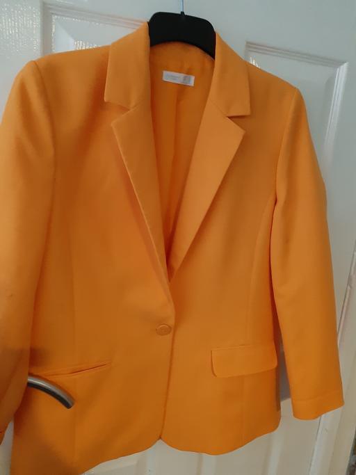  — jacket