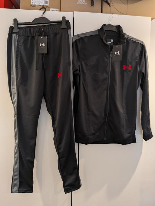  — Mens Under Armour Tracksuit