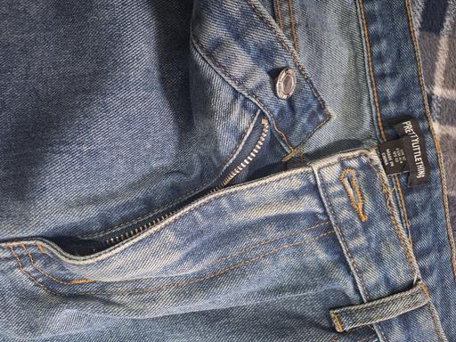  — women jeans