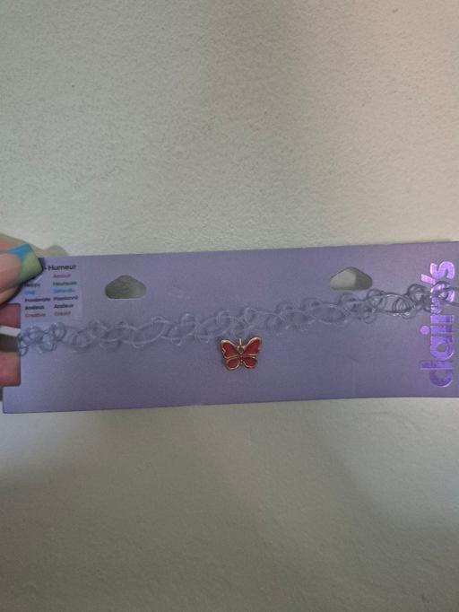  — new Claires Butterfly Choker
