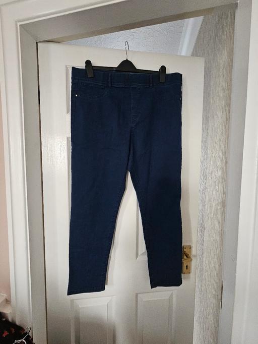  — Jeggings, size 22..NEW without tags.