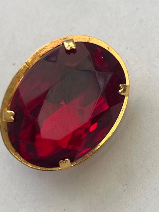  — Vintage red glass brooch