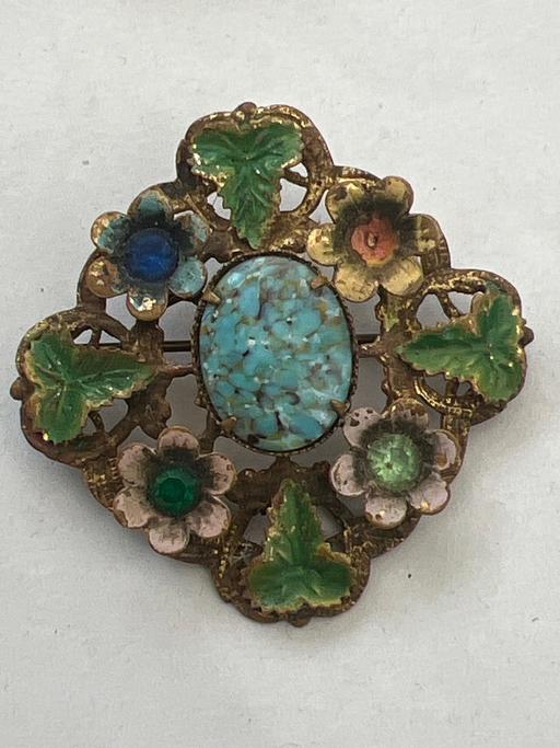  — Vintage brooch
