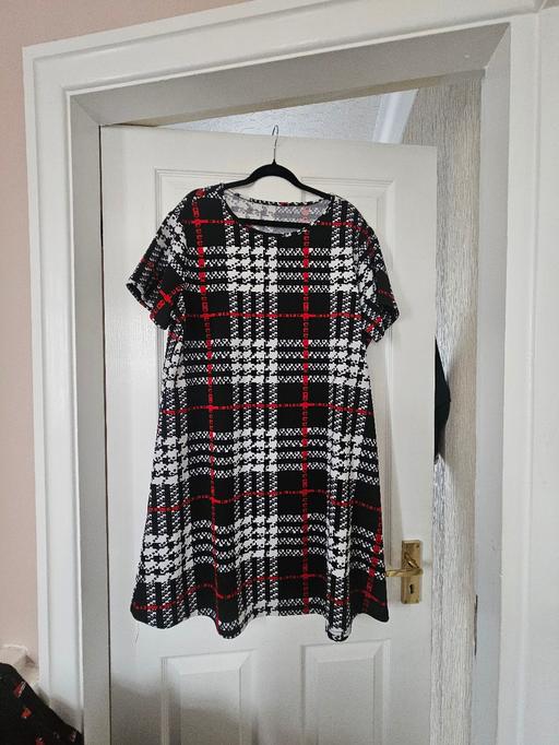  — Dress, size 18..NEW without tags