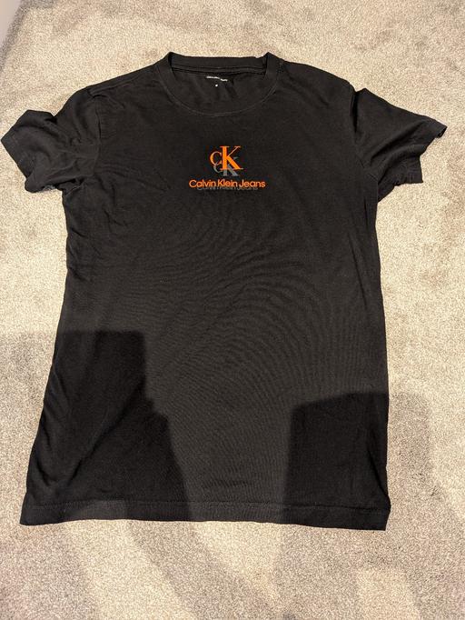  — Mens Calvin Klein T Shirt (M)