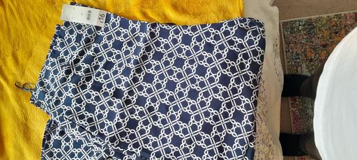  — Ladies pants