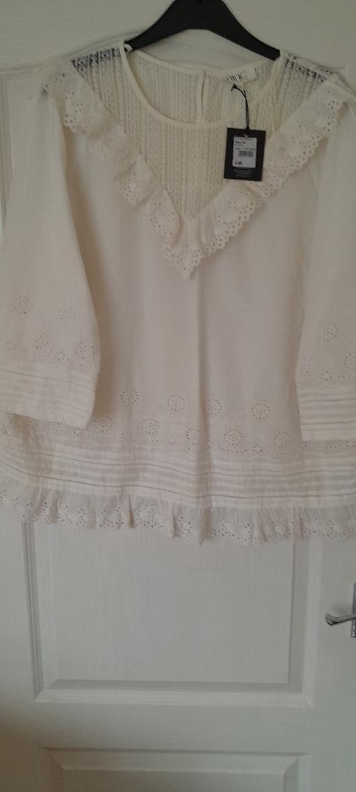  — Ladies blouse