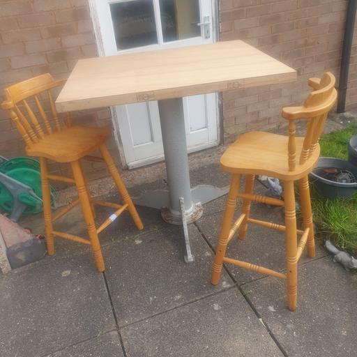  — 3ft Sq Table , With 2 Barstools , Galvanised