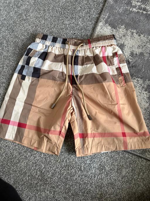  — Burberry shorts
