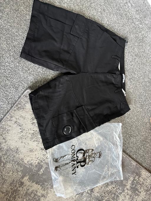  — Cp company cargo shorts 34w