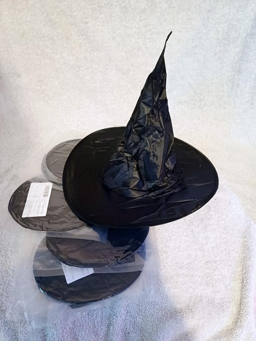  — kids witches hats. 3 for £1. new