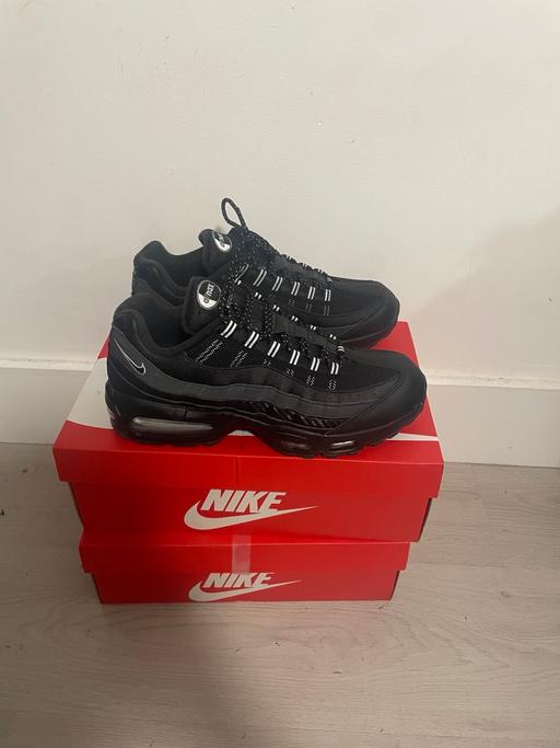  — Nike Air Max 95