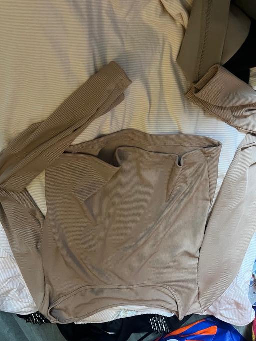  — Shein large slight crop ribbed tops