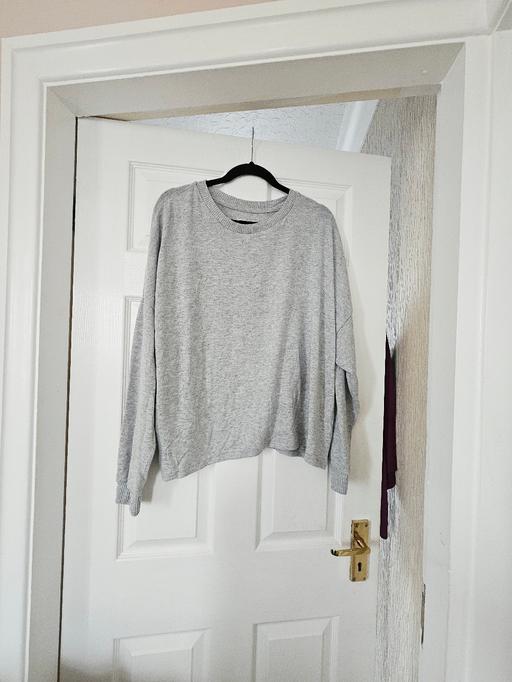  — Ladies soft feel jumper, size 18/20..like new