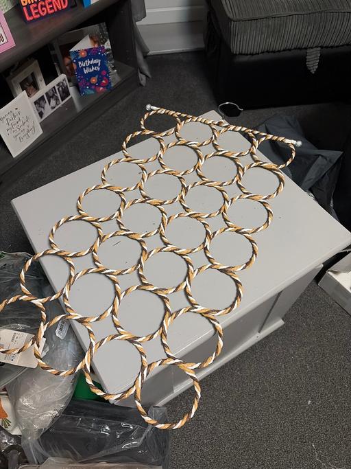  — Tie/scarf hanger