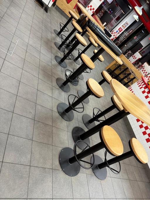  — Bar stools (24x )