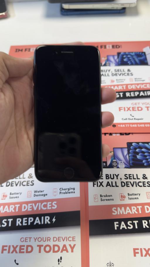  — iPhone SE 2022 – 64GB
