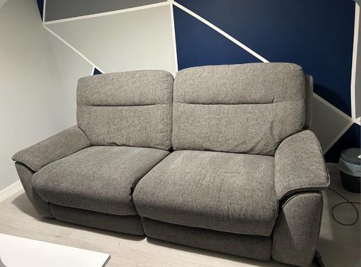  — Recliner sofa