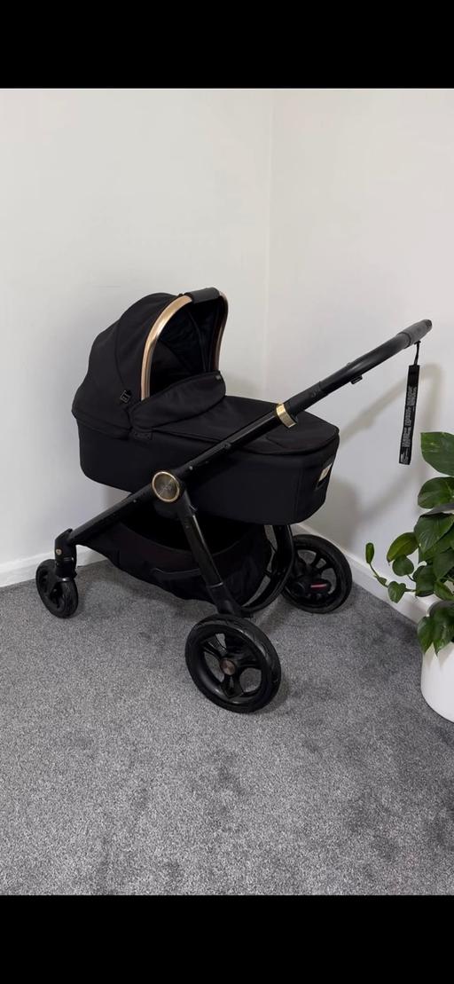  — Mamas & Papas Ocarro Travel system