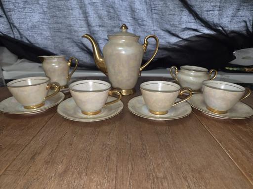  — pearlescent gold rimmed tea set