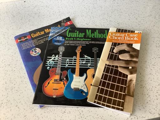  — Beginner guitar books