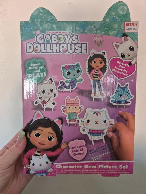  — new Gabbys Dollhouse Character Gem Pic Set