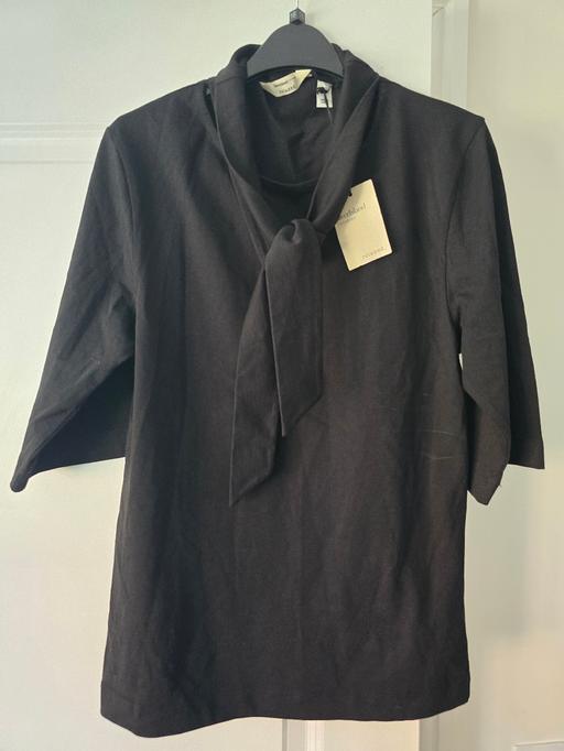  — River Island black top - XS bnwt