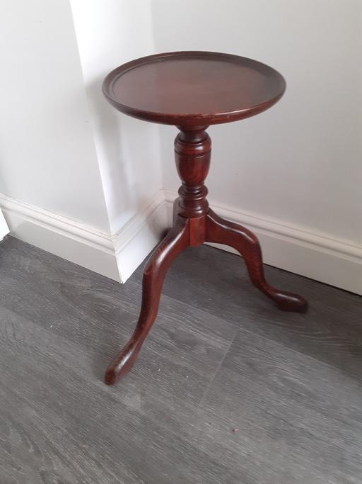  — Vintage Small Side/Drink Table(LU33BY)