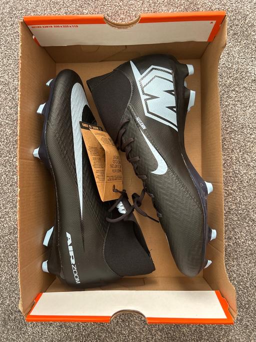  — Nike Football Boots UK 10.5