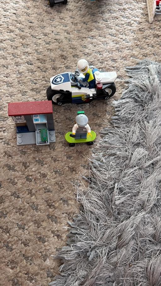  — Lego city police bike