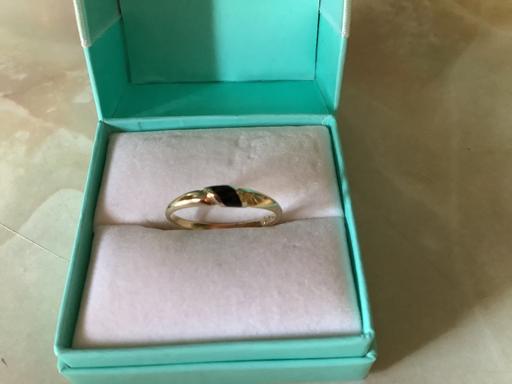  — 9 ct ring