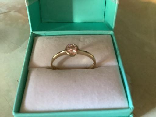  — 9 ct ring