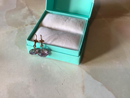  — 9 ct earrings