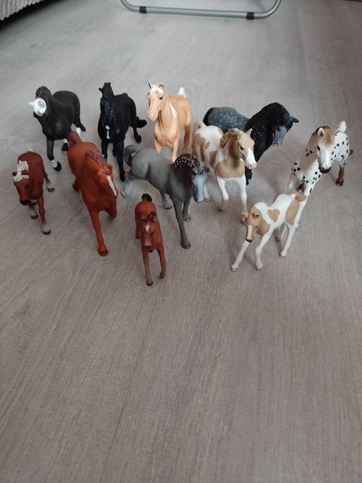  — schleich horses