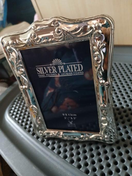  — silver plated photo frame
