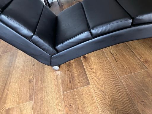  — Chaise Lounge