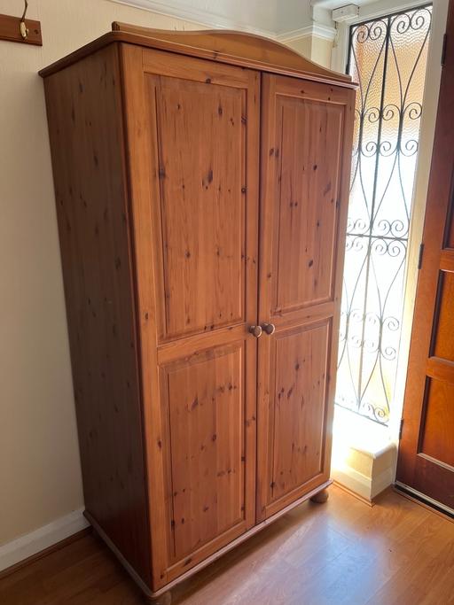  — Pine style Wardrobe