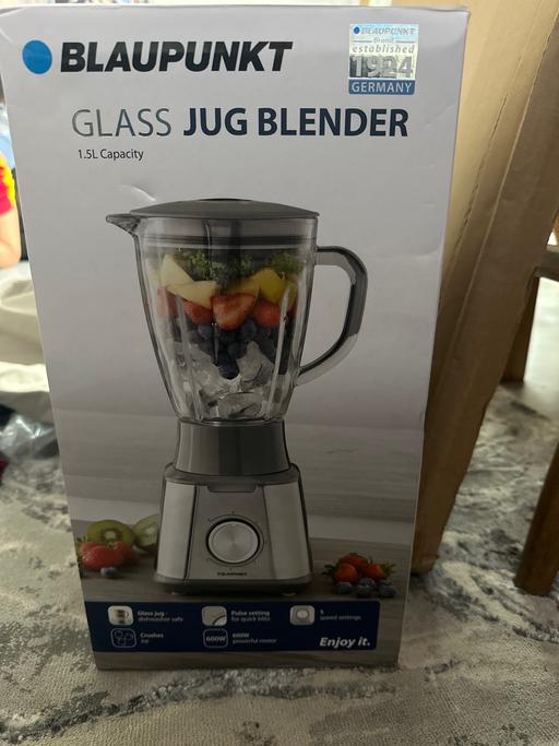 — Brand new glass blender