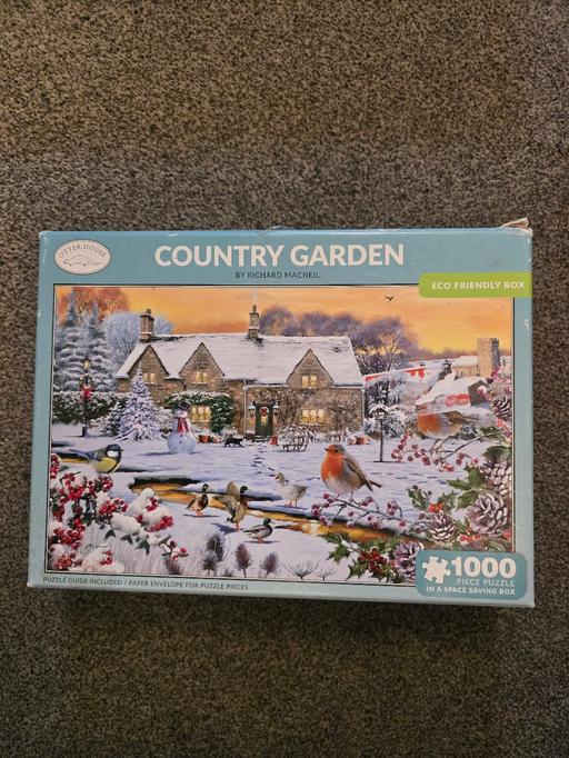  — Country Garden Robin 1000 jigsaw