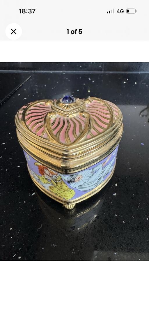  — The Franklin Mint Pulcinella music box