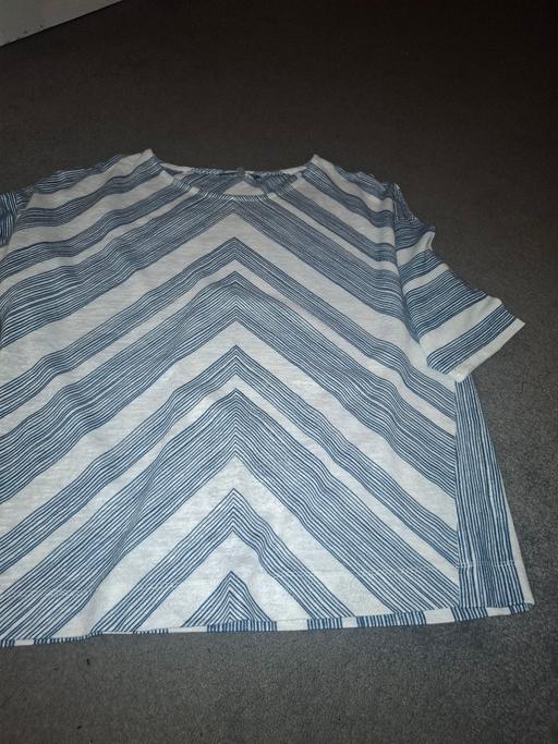  — ladies top size 12