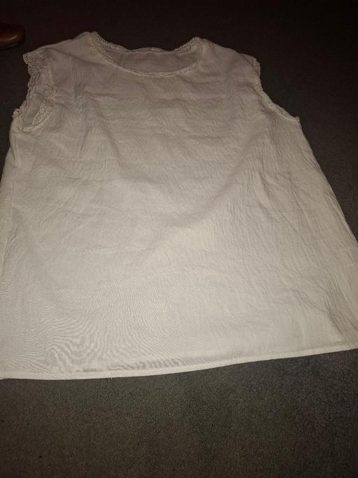  — ladies top size large