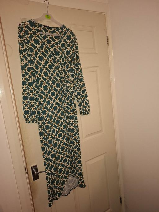  — ladies dress size 10