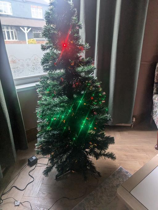  — Prelit 6ft Christmas Tree