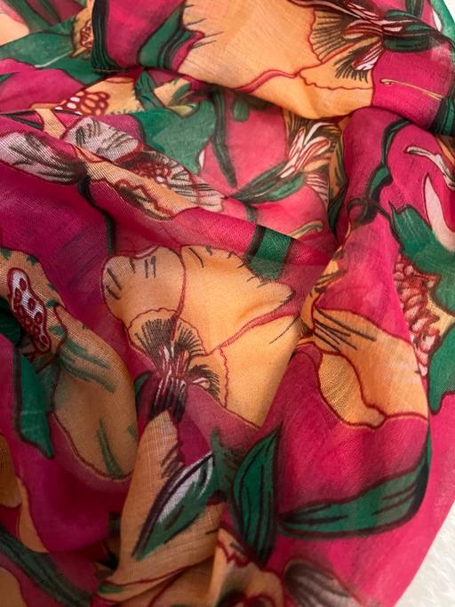  — Large Wrap Scarf ( New )