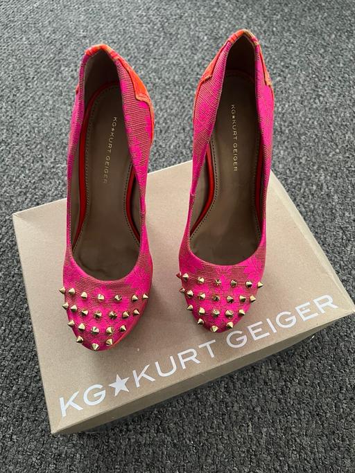  — Kurt Geiger size 5 studded platform pink