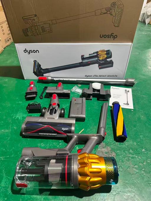  — Dyson V15S Detect Absolute Vacuum Cleaner NEW